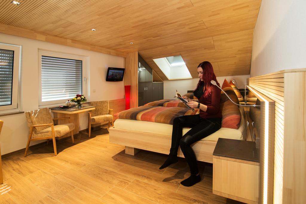 זיגמרינגן Hotel Garni Jaegerhof חדר תמונה