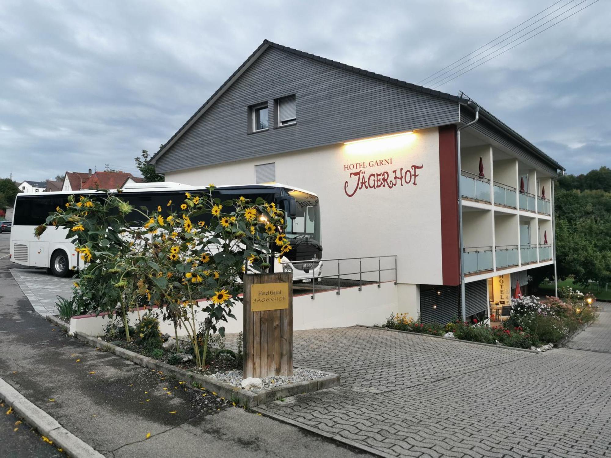 זיגמרינגן Hotel Garni Jaegerhof מראה חיצוני תמונה