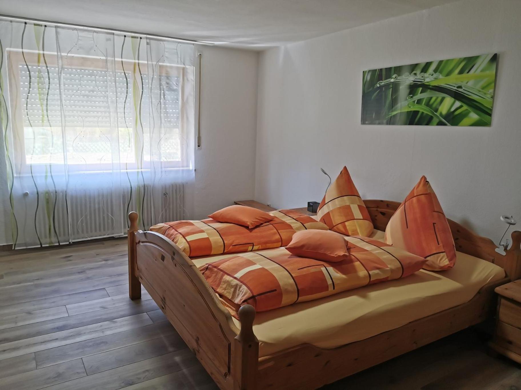 זיגמרינגן Hotel Garni Jaegerhof מראה חיצוני תמונה