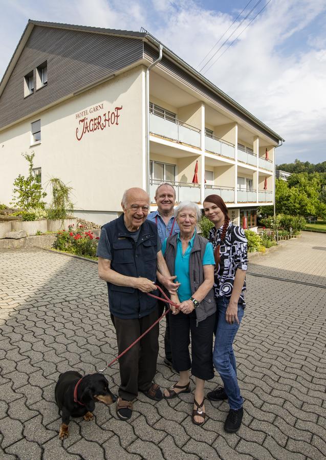 זיגמרינגן Hotel Garni Jaegerhof מראה חיצוני תמונה